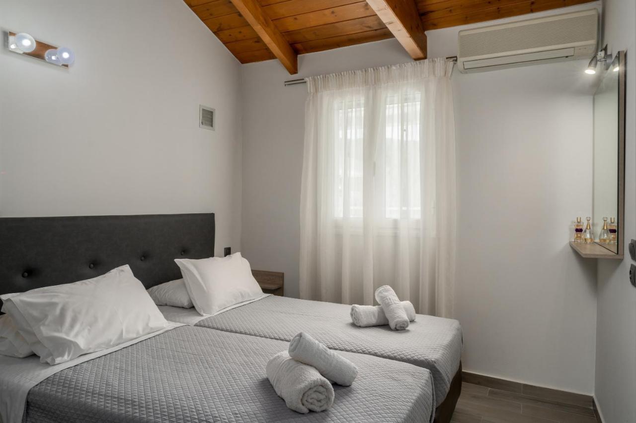 Deifilia Villa Pandokrátor 外观 照片