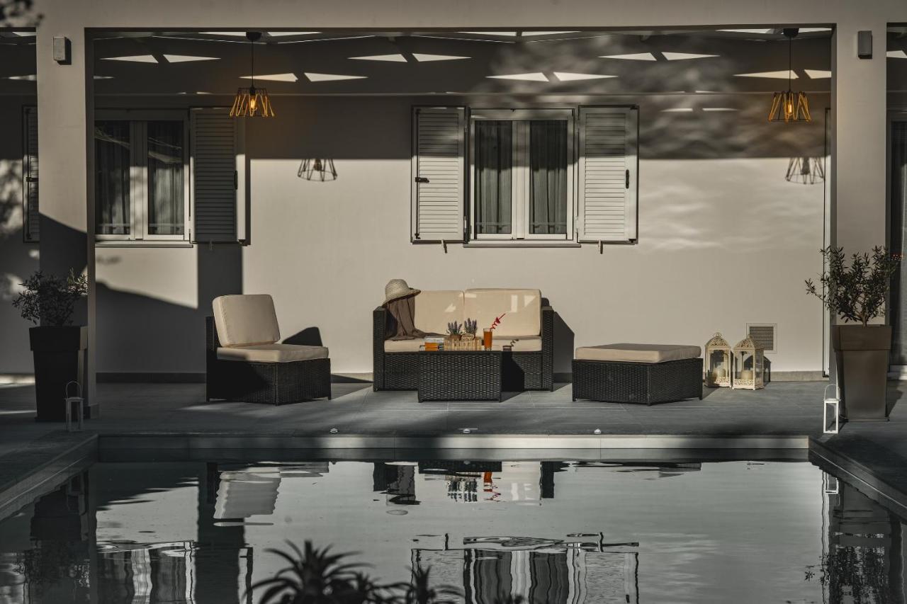 Deifilia Villa Pandokrátor 外观 照片